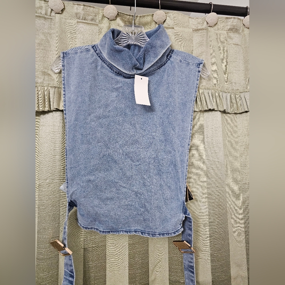 DENIM OPEN SIDES TOP.